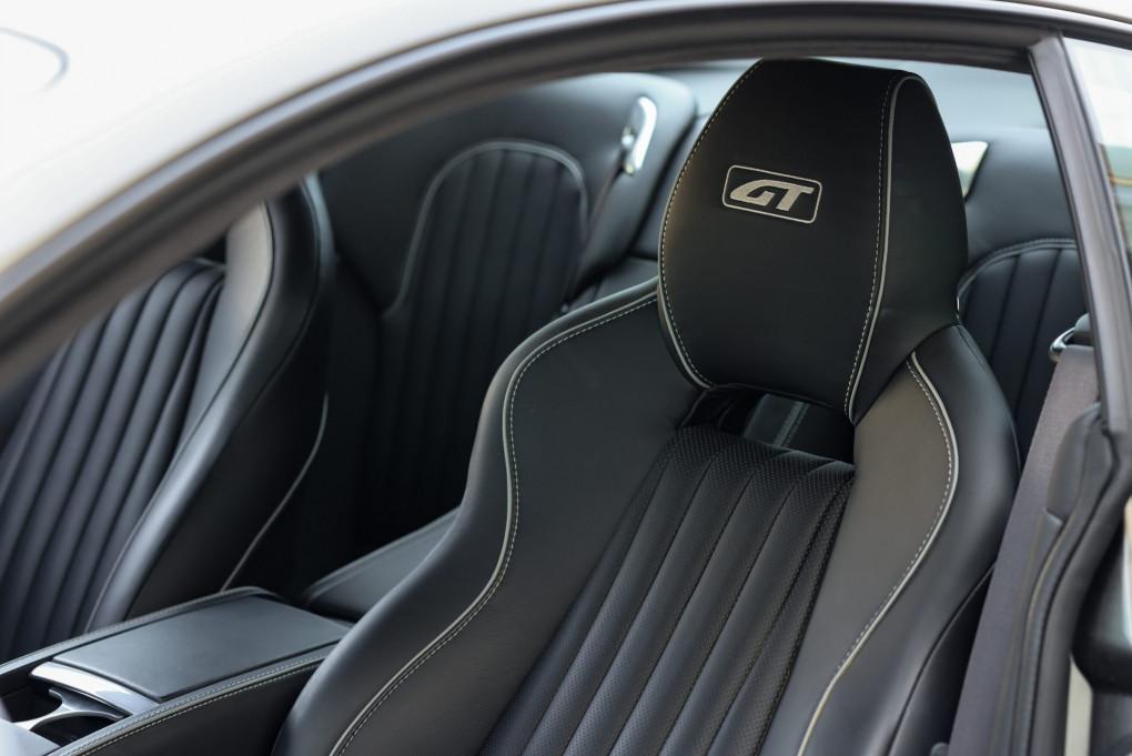 2016 Aston Martin DB9