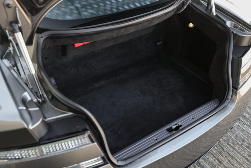 2016 Aston Martin DB9