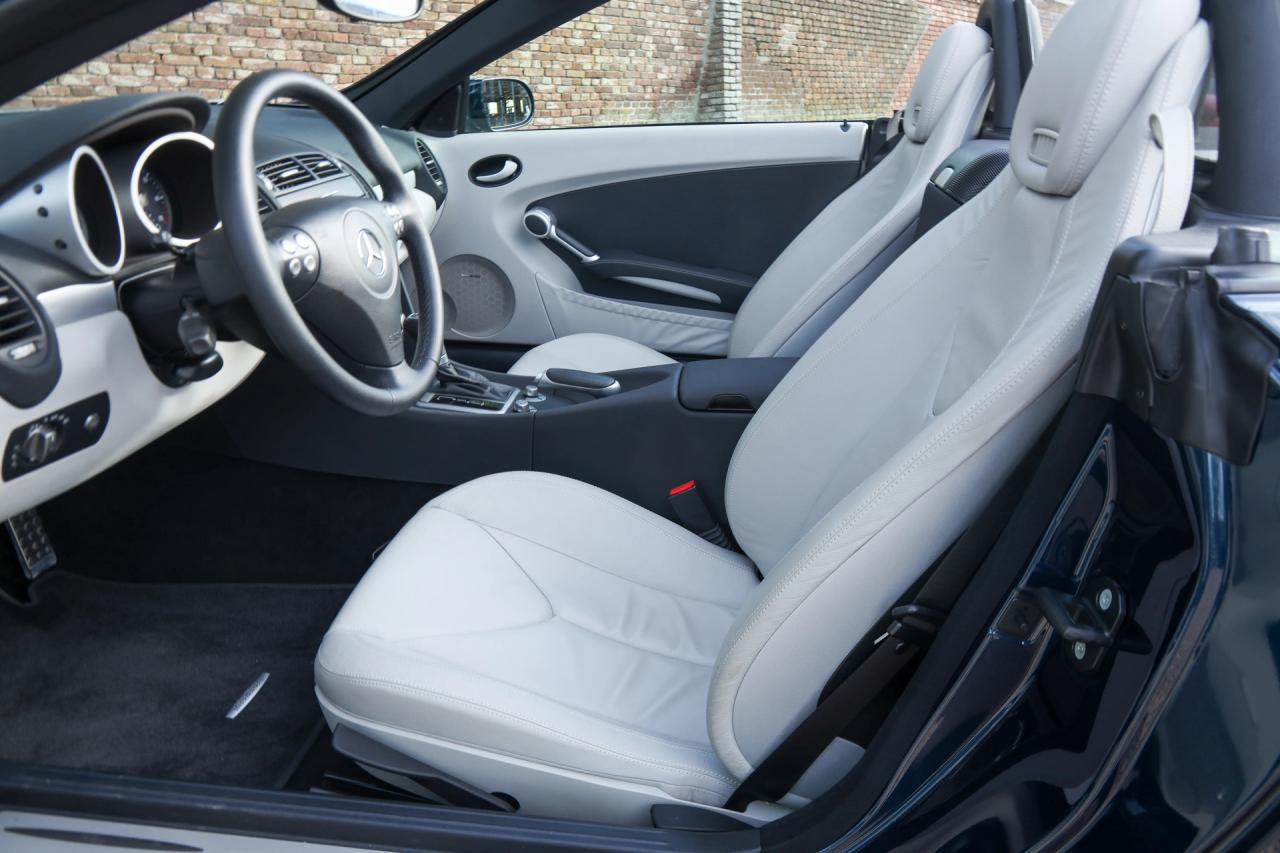2005 Mercedes - Benz SLK 280 &ldquo;Benitoite Blue with Alpaca&rdquo;