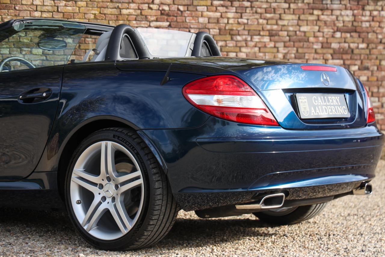 2005 Mercedes - Benz SLK 280 &ldquo;Benitoite Blue with Alpaca&rdquo;