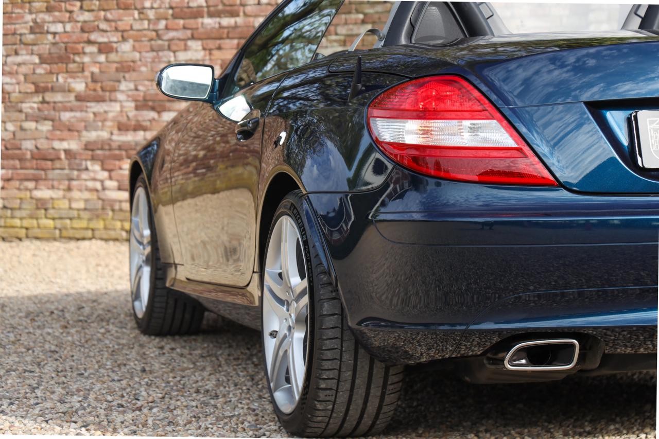 2005 Mercedes - Benz SLK 280 &ldquo;Benitoite Blue with Alpaca&rdquo;