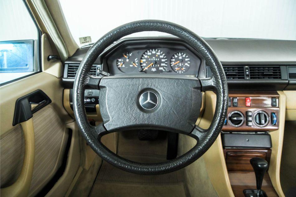 1986 Mercedes - Benz 300TD automaat W124