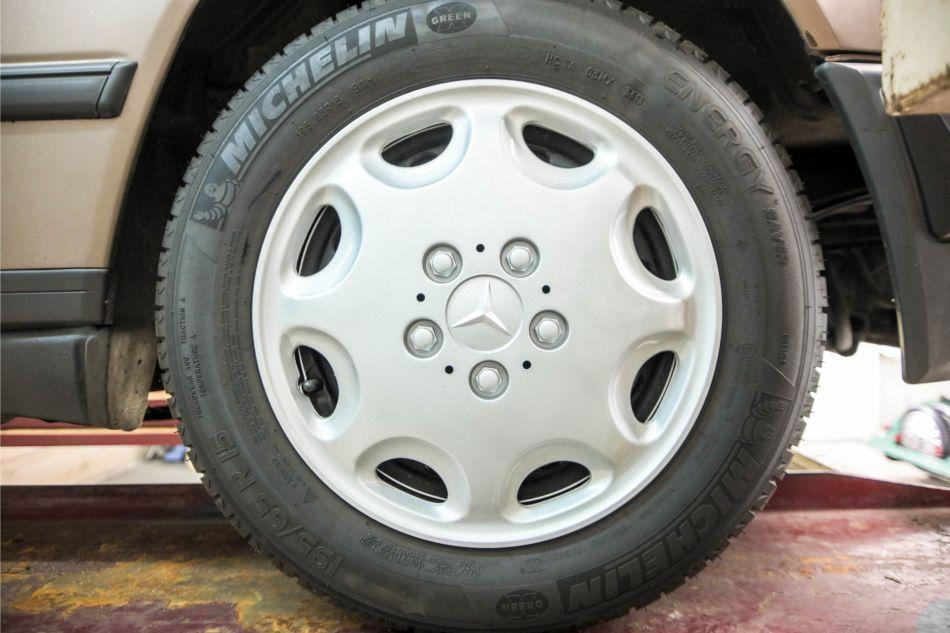 1986 Mercedes - Benz 300TD automaat W124