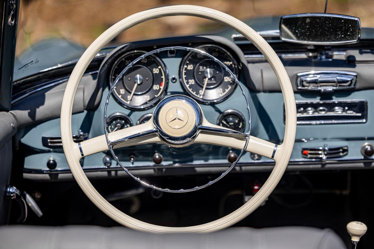 1956 Mercedes - Benz 190 SL