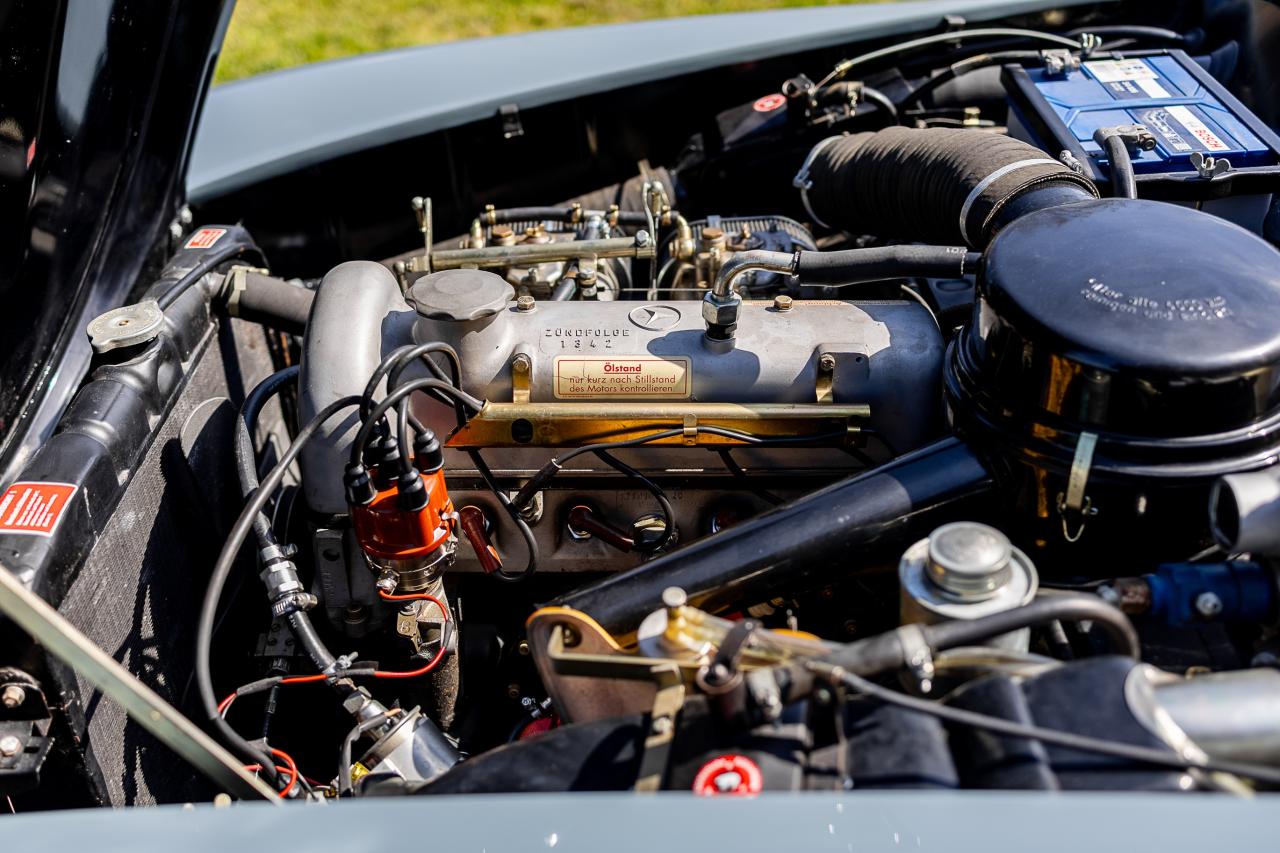 1956 Mercedes - Benz 190 SL