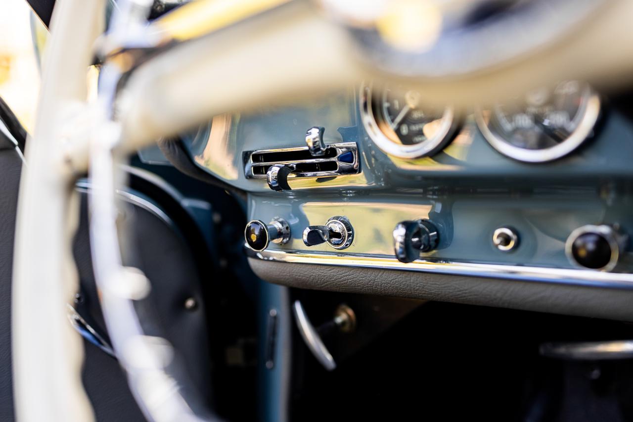 1956 Mercedes - Benz 190 SL