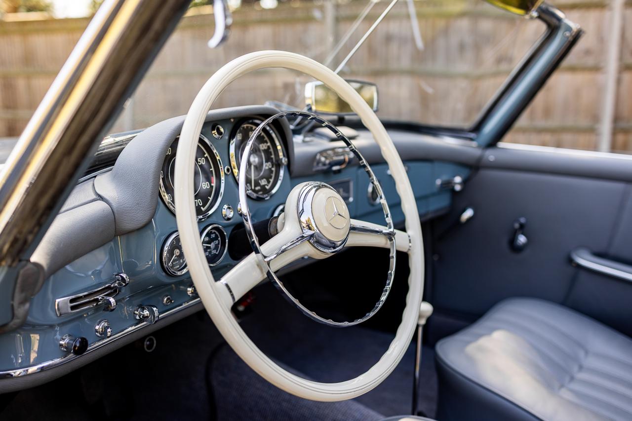 1956 Mercedes - Benz 190 SL