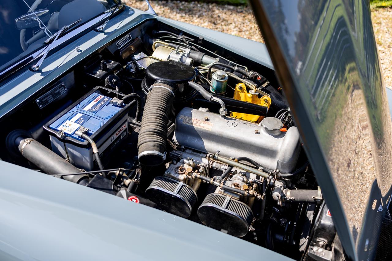 1956 Mercedes - Benz 190 SL