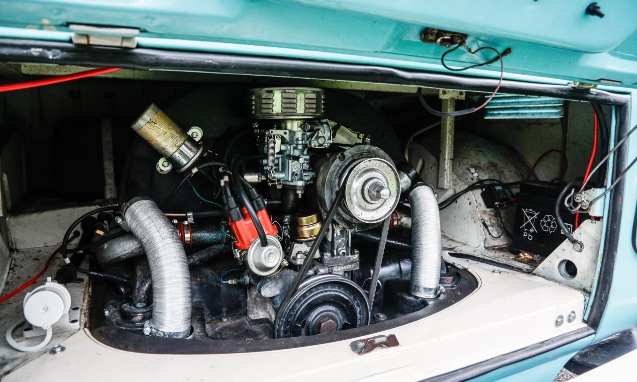1966 Volkswagen Type 2 Split Screen (Microbus) 13 Window