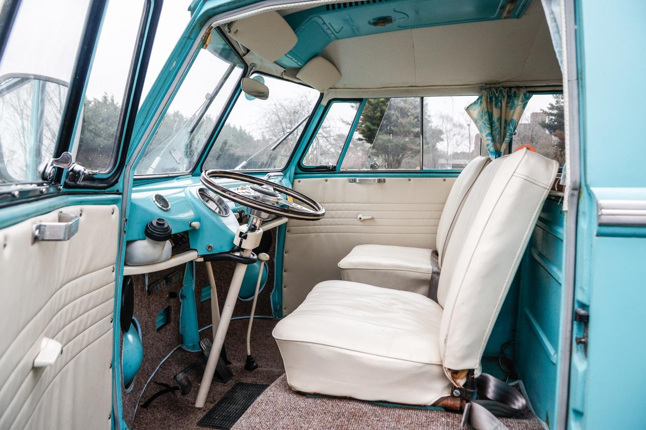 1966 Volkswagen Type 2 Split Screen (Microbus) 13 Window