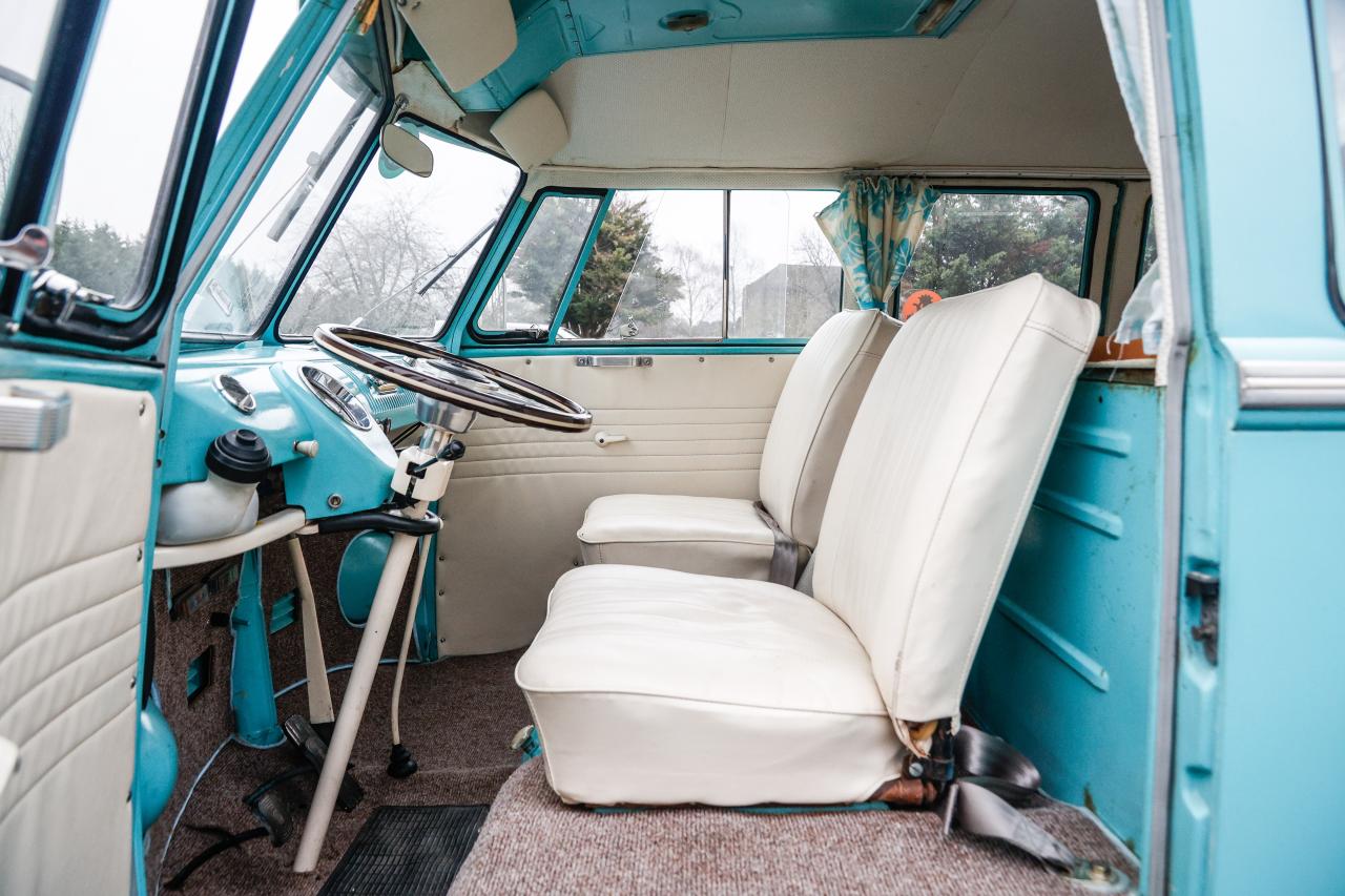 1966 Volkswagen Type 2 Split Screen (Microbus) 13 Window