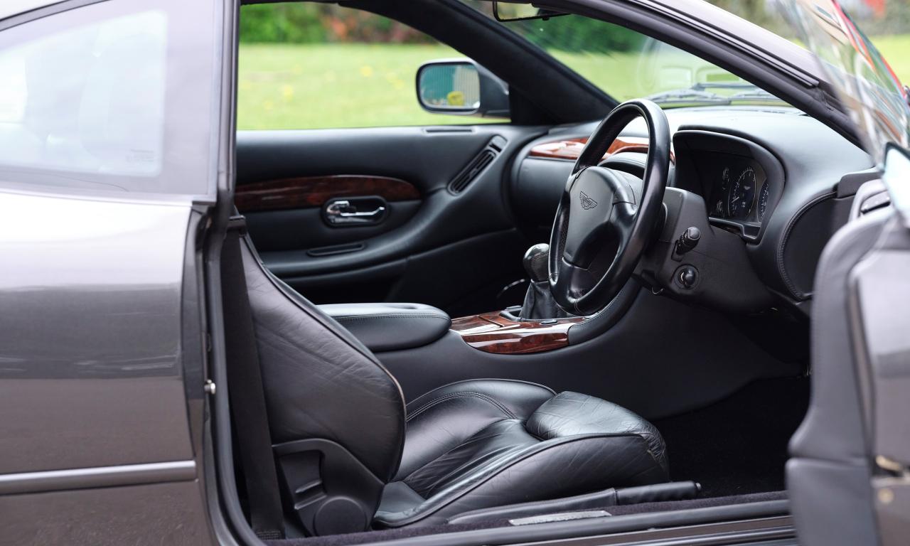 2001 Aston Martin DB7 Vantage