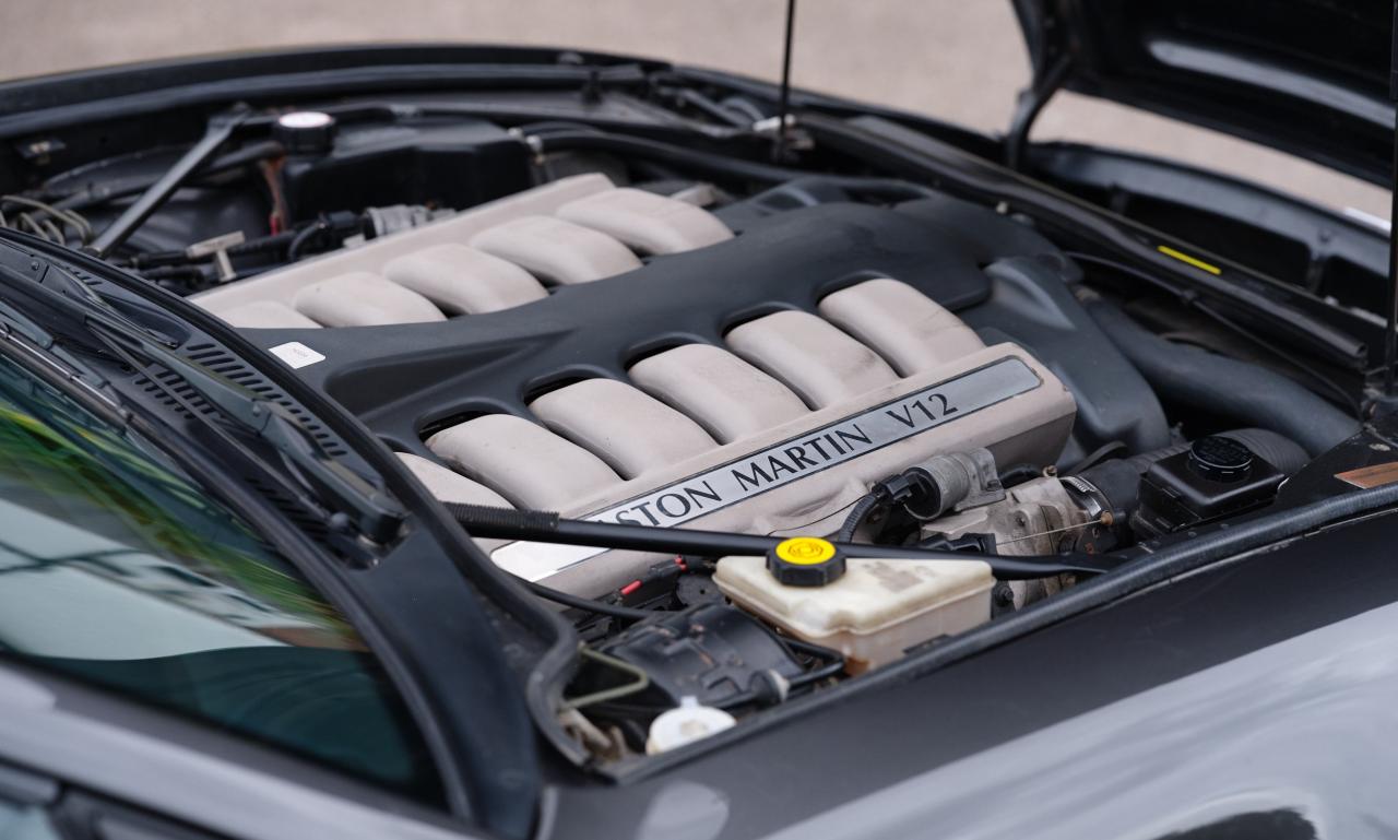 2001 Aston Martin DB7 Vantage