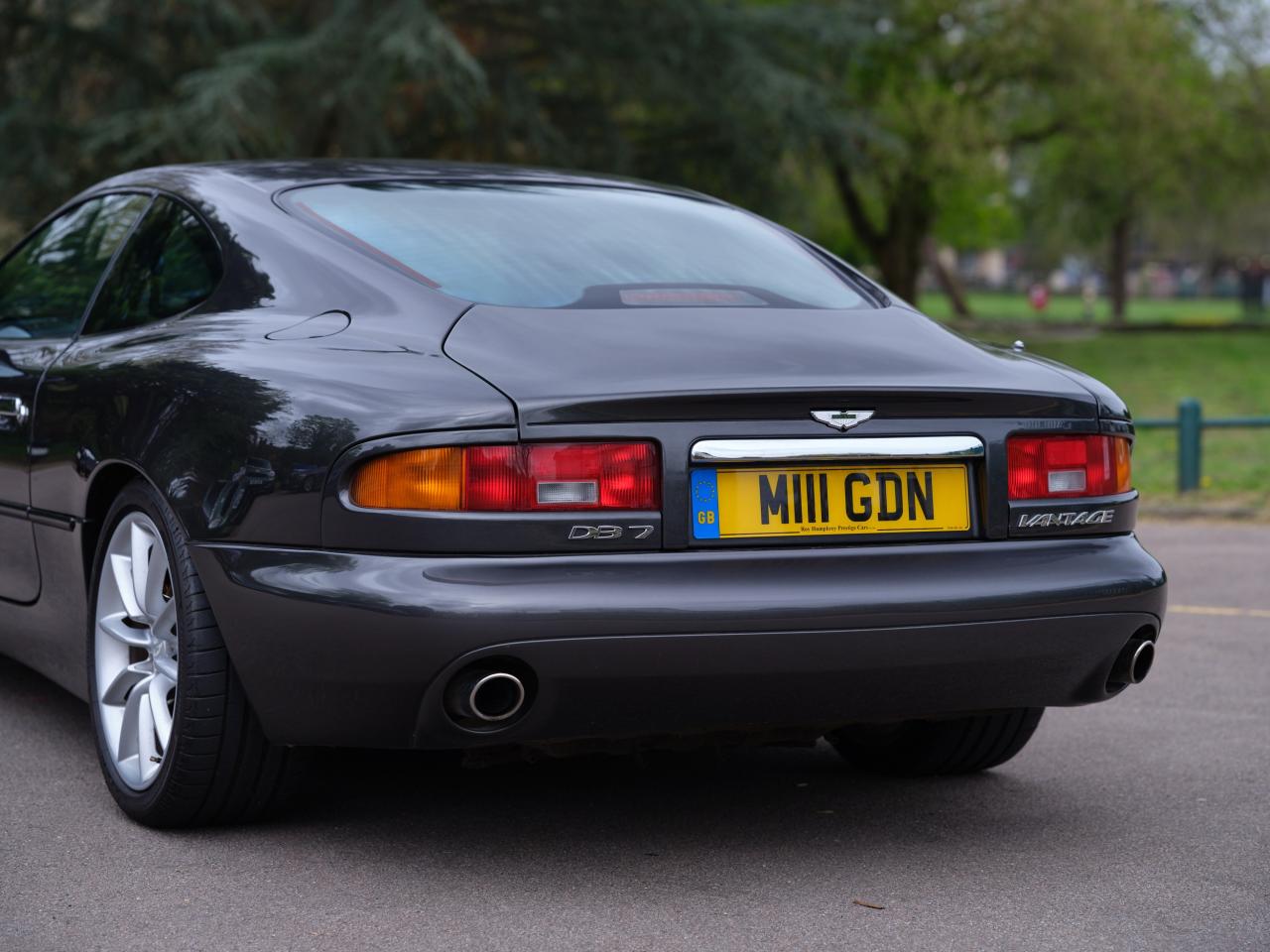 2001 Aston Martin DB7 Vantage