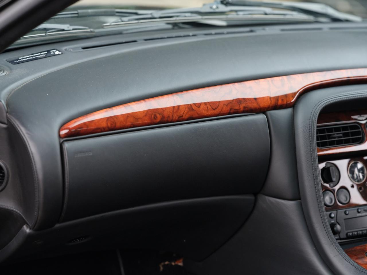 2001 Aston Martin DB7 Vantage