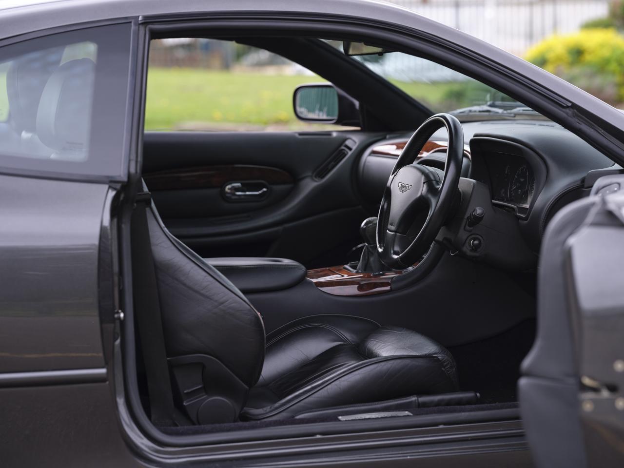 2001 Aston Martin DB7 Vantage