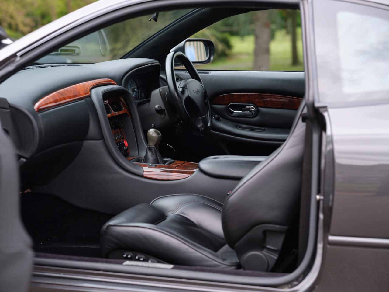 2001 Aston Martin DB7 Vantage