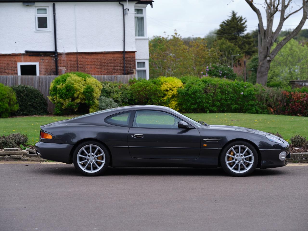 2001 Aston Martin DB7 Vantage
