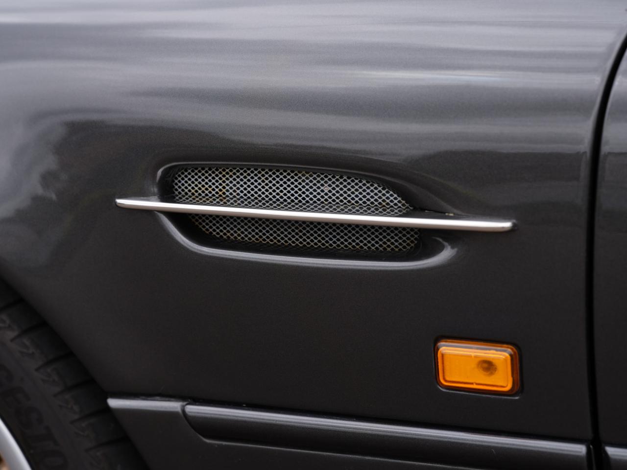 2001 Aston Martin DB7 Vantage