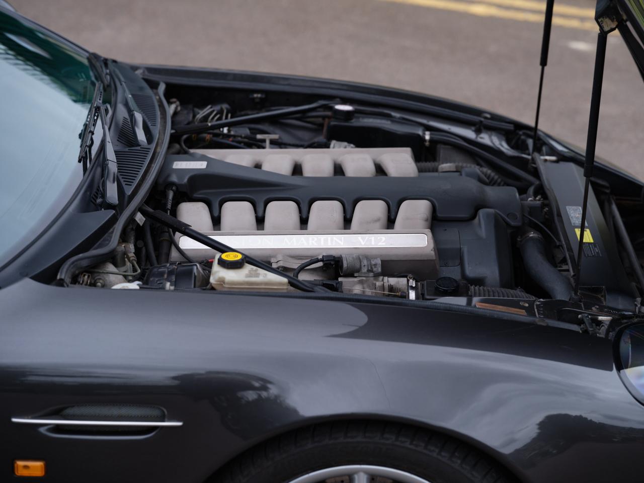 2001 Aston Martin DB7 Vantage