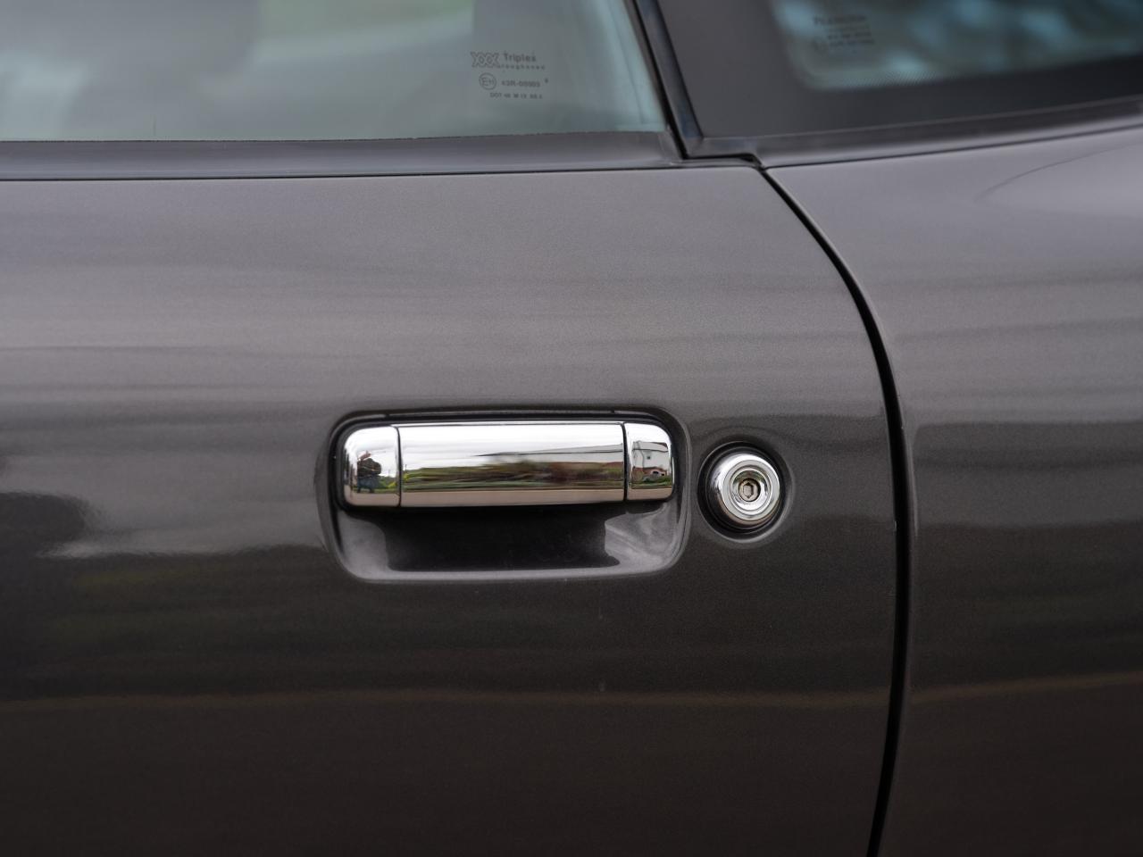 2001 Aston Martin DB7 Vantage