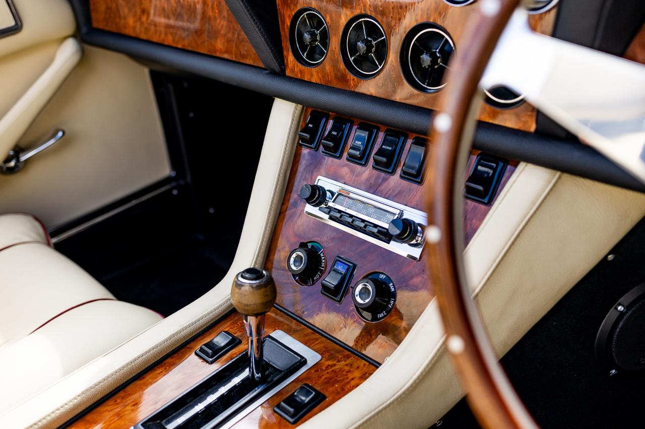 1975 Jensen Interceptor Series III