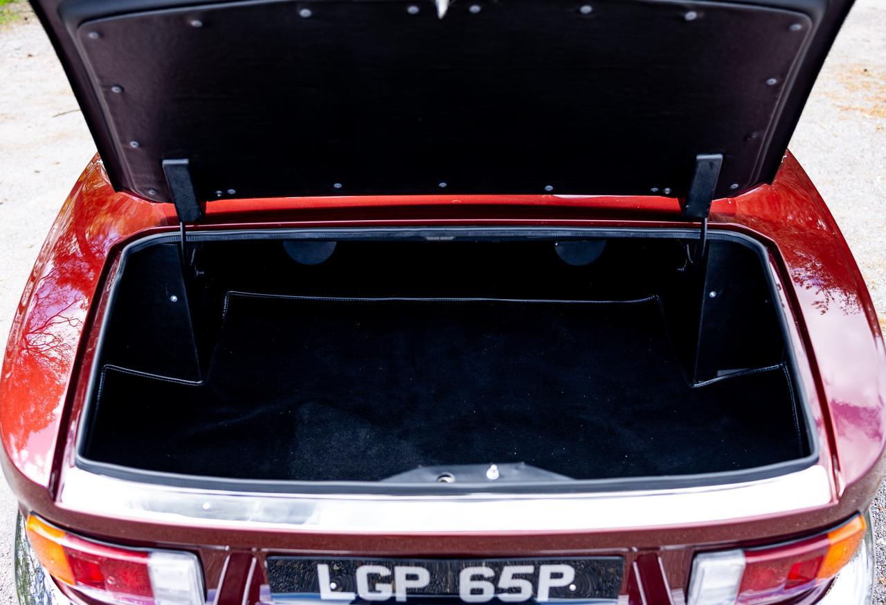 1975 Jensen Interceptor Series III