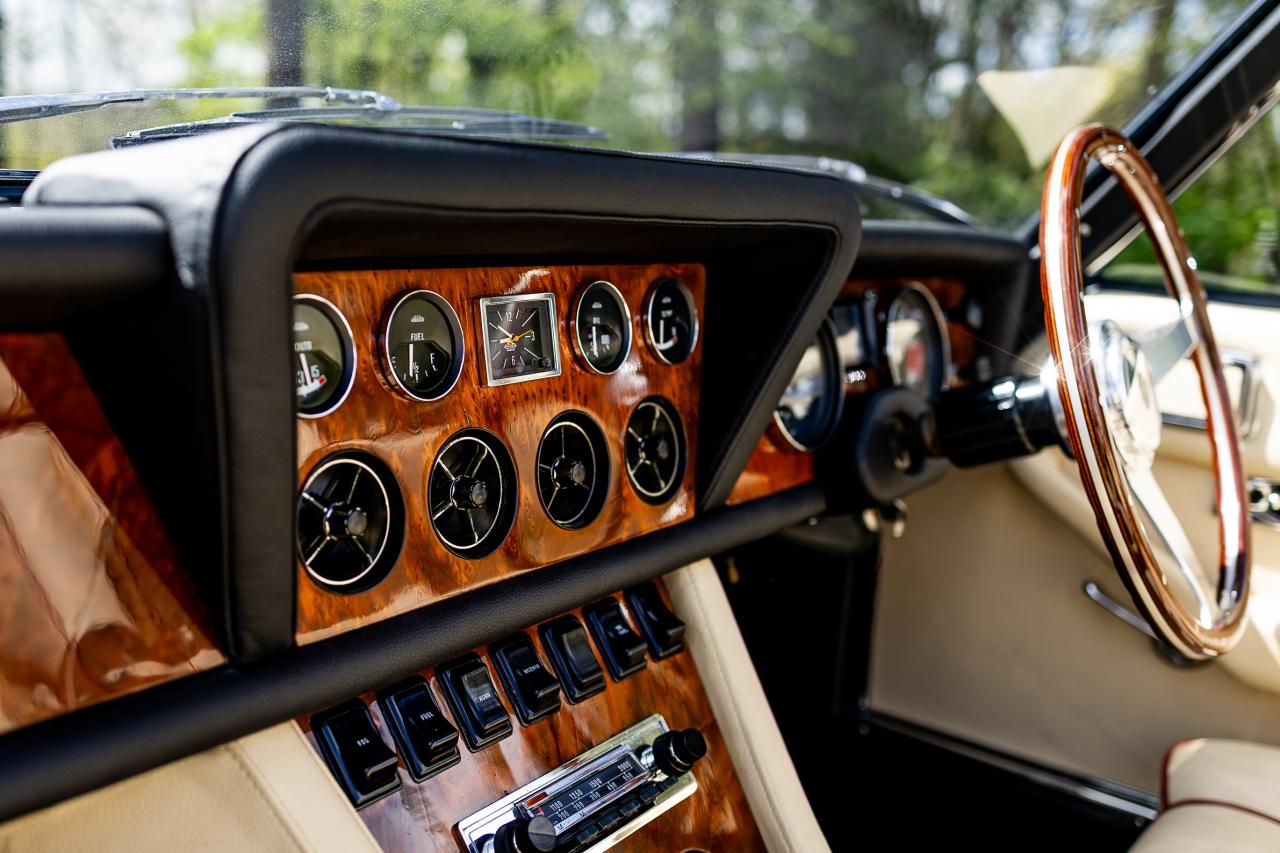 1975 Jensen Interceptor Series III