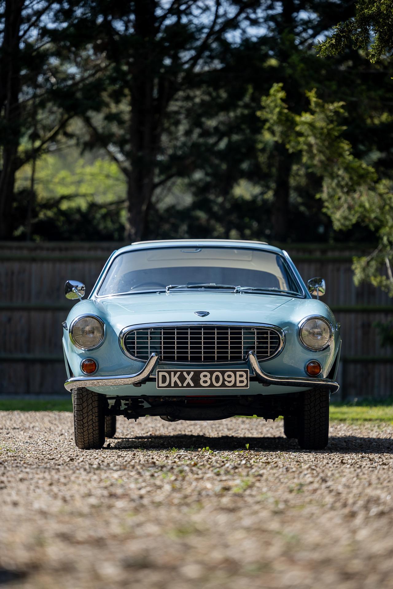 1964 Volvo P1800S
