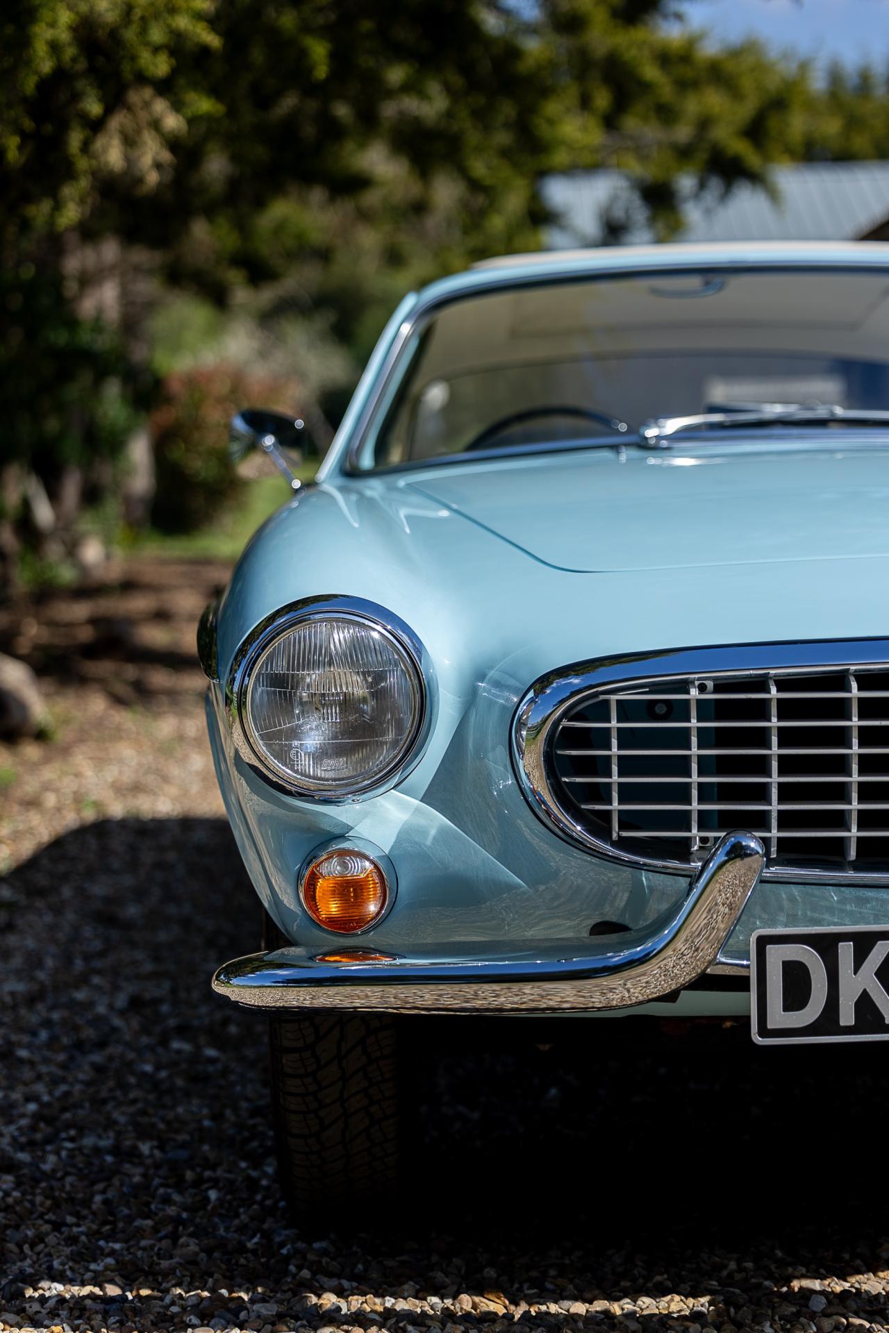 1964 Volvo P1800S