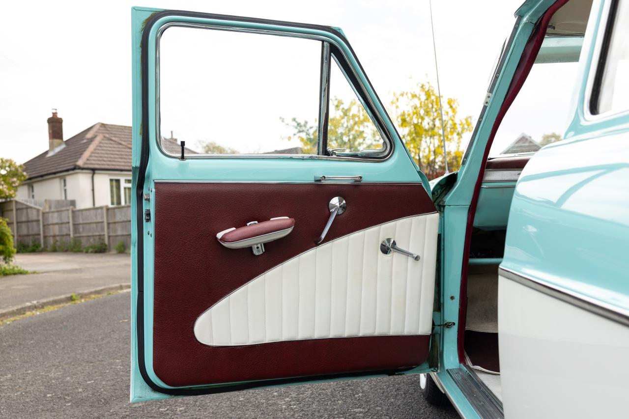 1961 Ford Zodiac Mk. II Lowline