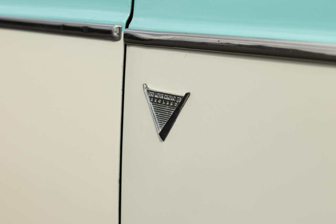 1961 Ford Zodiac Mk. II Lowline