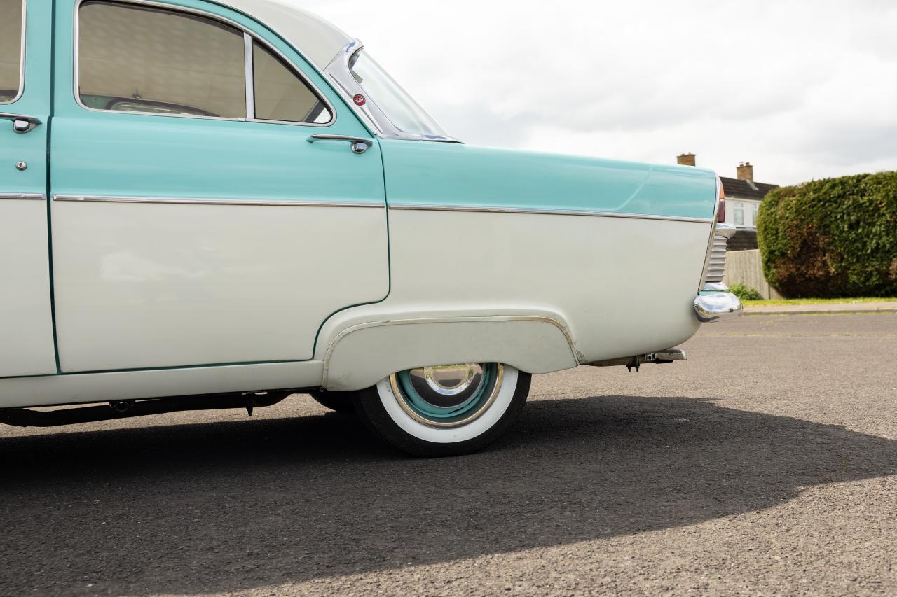 1961 Ford Zodiac Mk. II Lowline