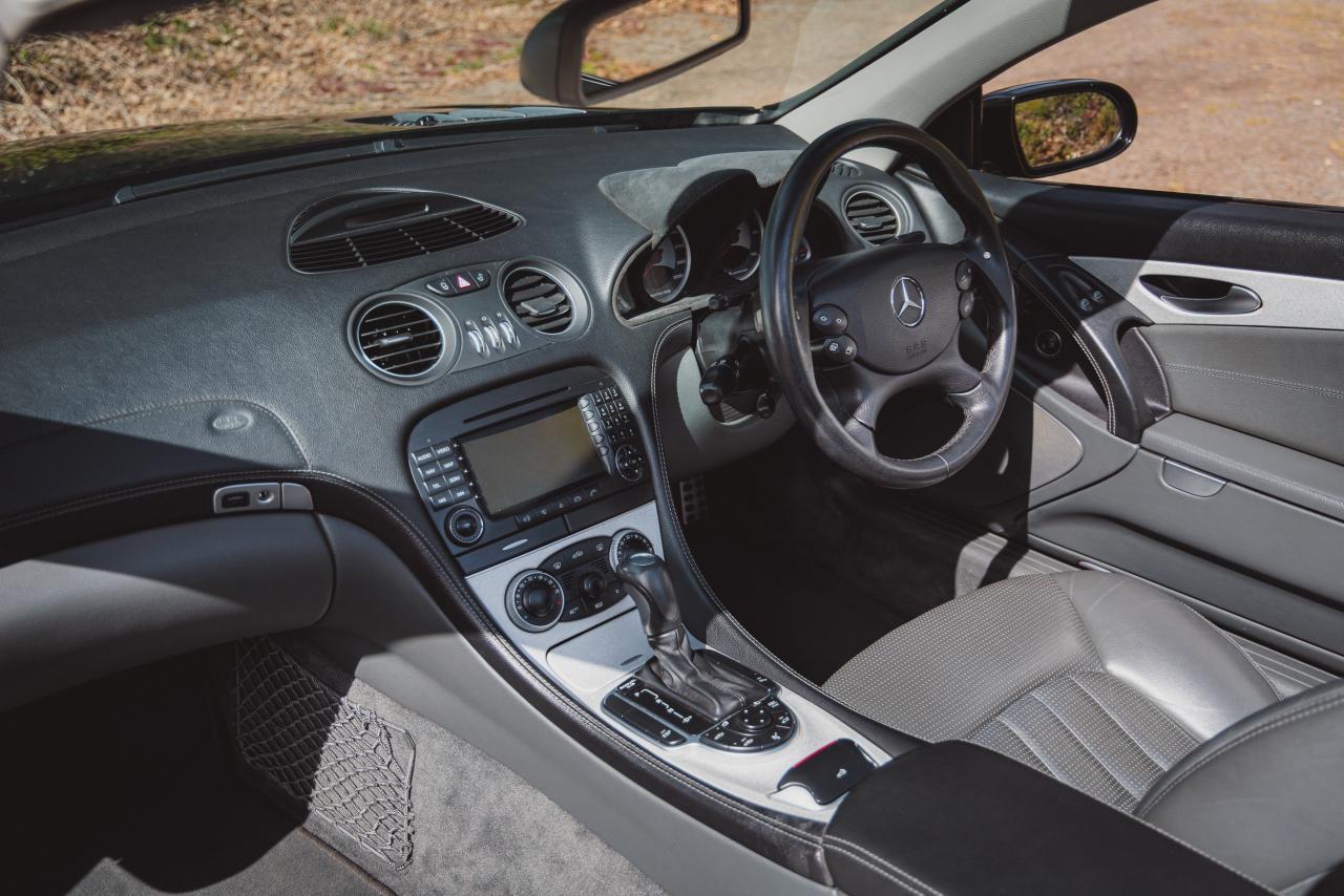 2004 Mercedes - Benz SL55 AMG F1 Performance Pack