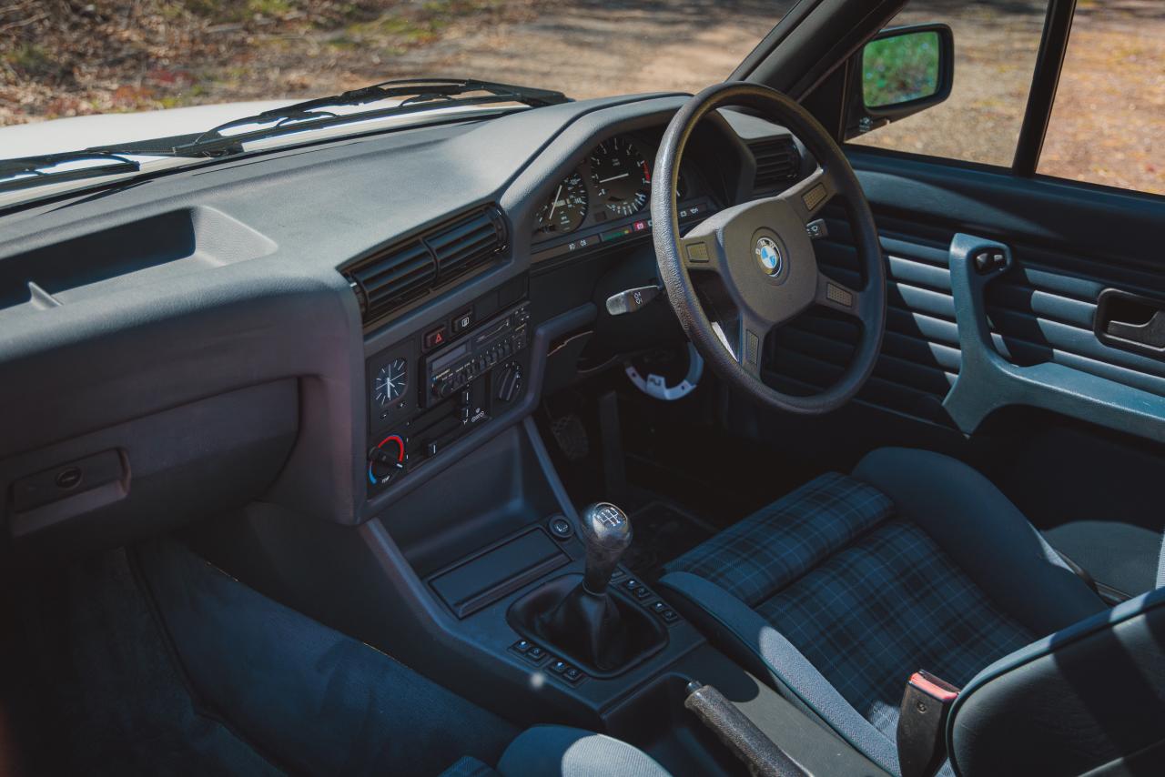 1991 BMW 318i Cabriolet