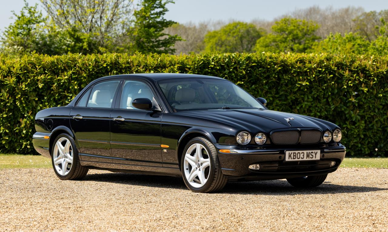 2003 Jaguar XJR