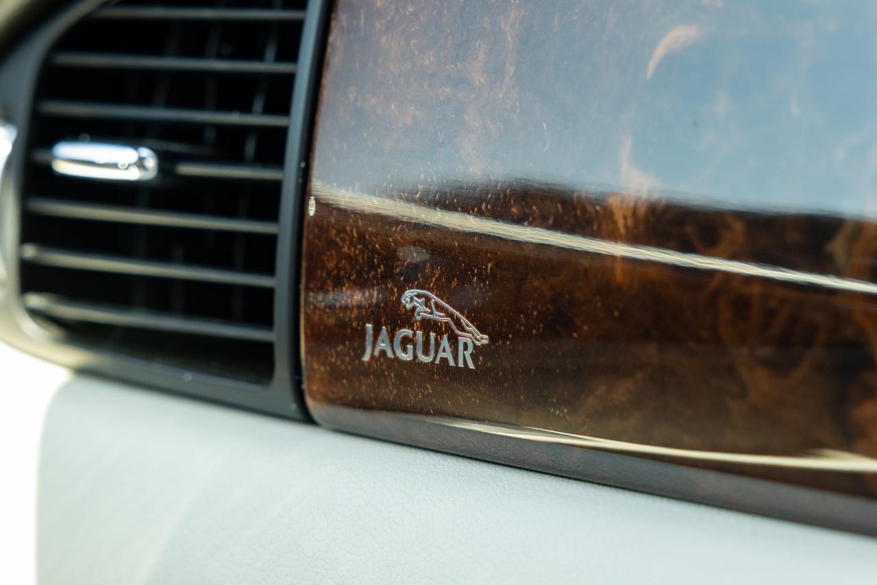 2003 Jaguar XJR