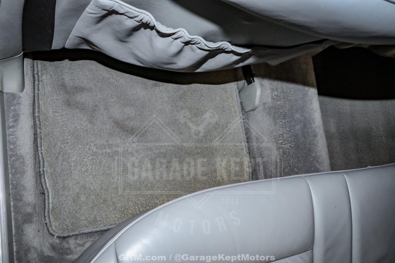 1991 Mercedes - Benz 560-Class