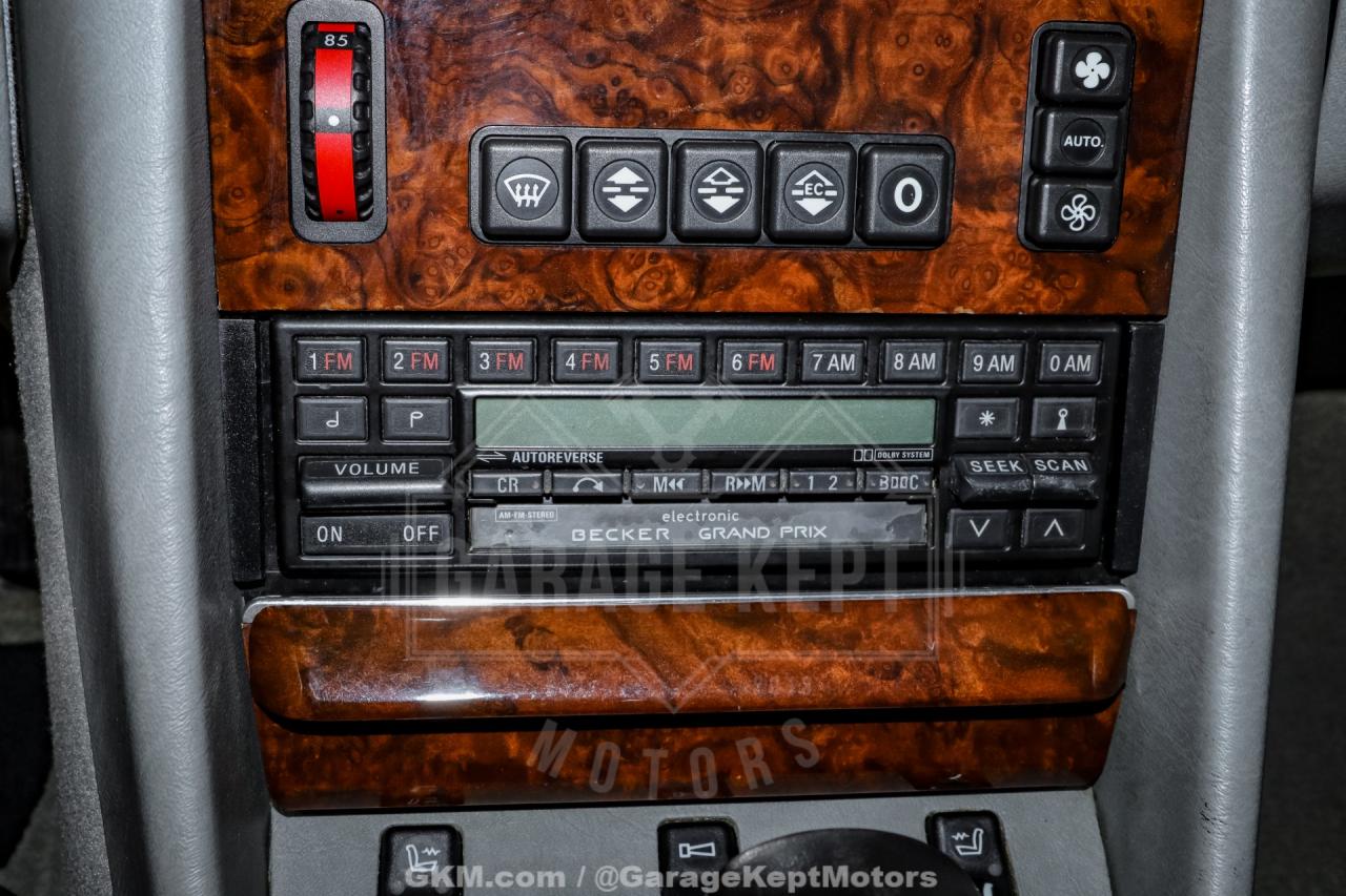 1991 Mercedes - Benz 560-Class