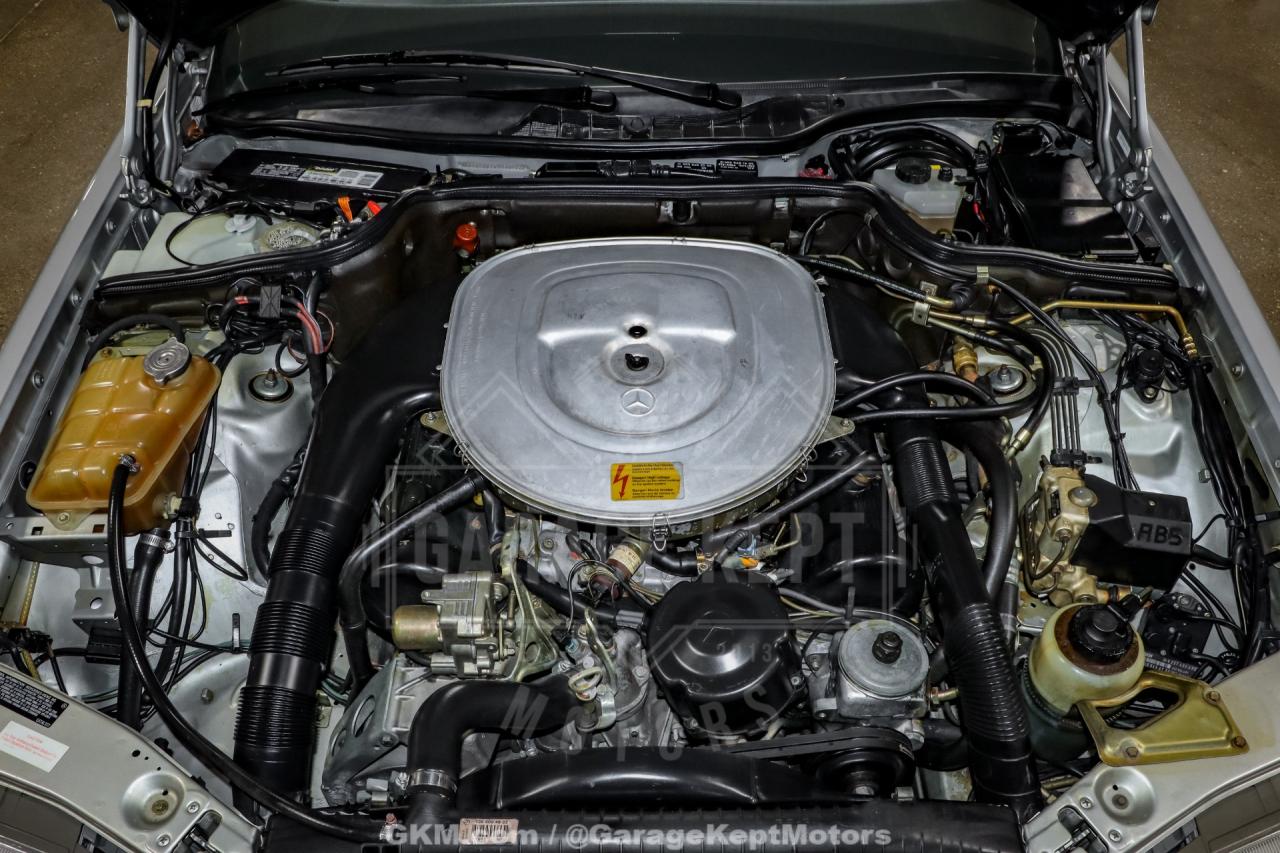 1991 Mercedes - Benz 560-Class