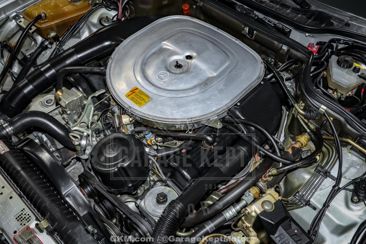 1991 Mercedes - Benz 560-Class