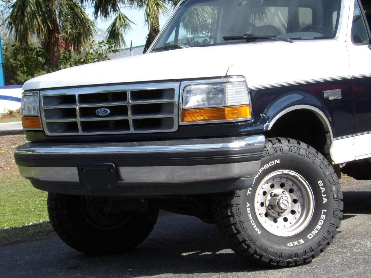 1992 Ford Bronco XLT 4X4