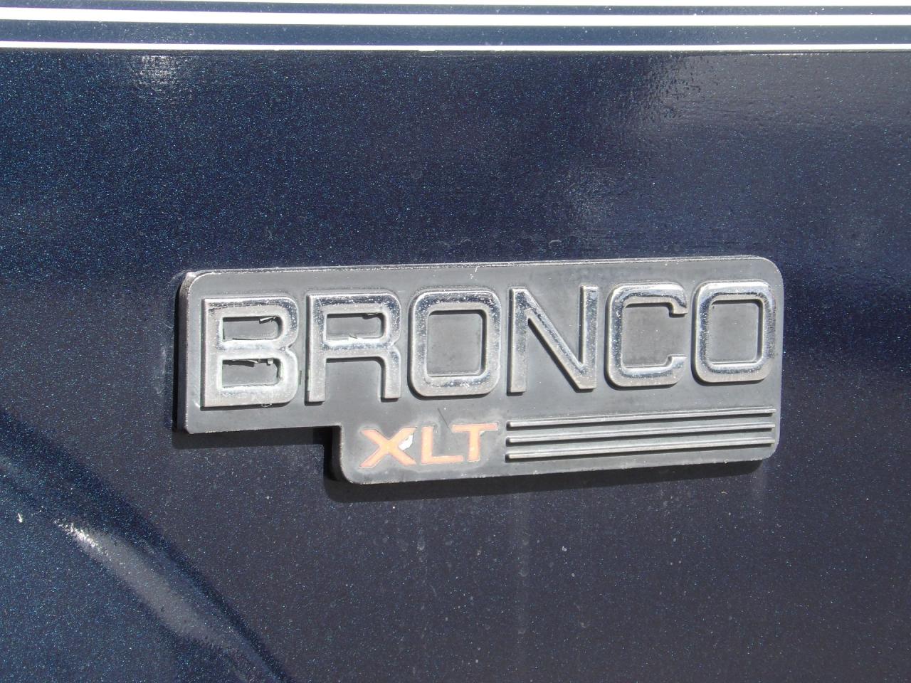 1992 Ford Bronco XLT 4X4