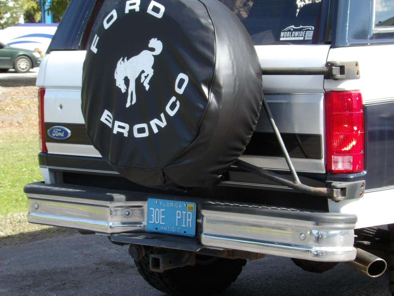 1992 Ford Bronco XLT 4X4