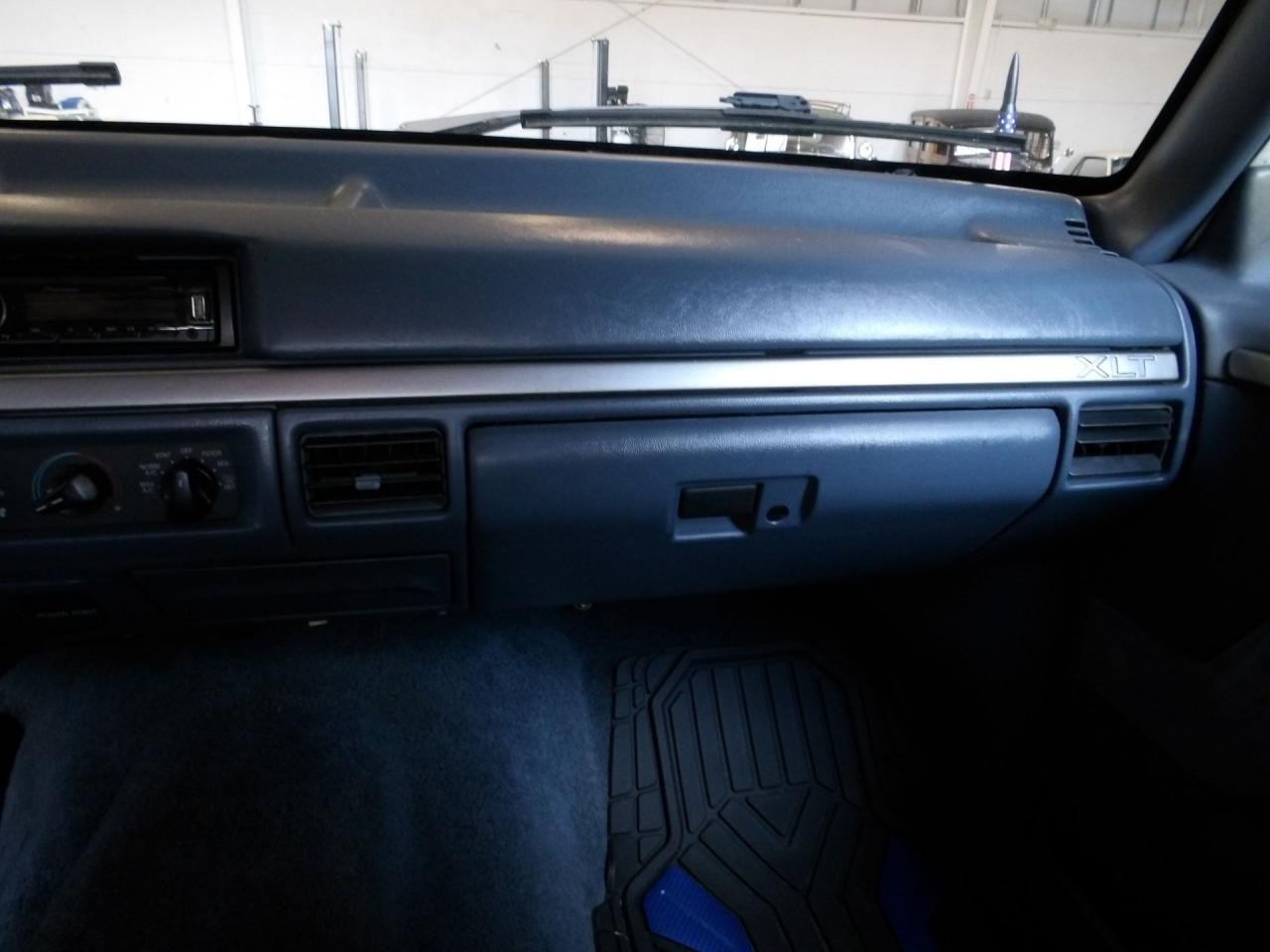 1992 Ford Bronco XLT 4X4