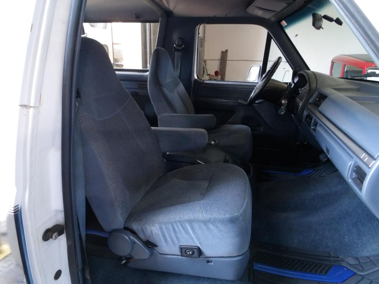 1992 Ford Bronco XLT 4X4