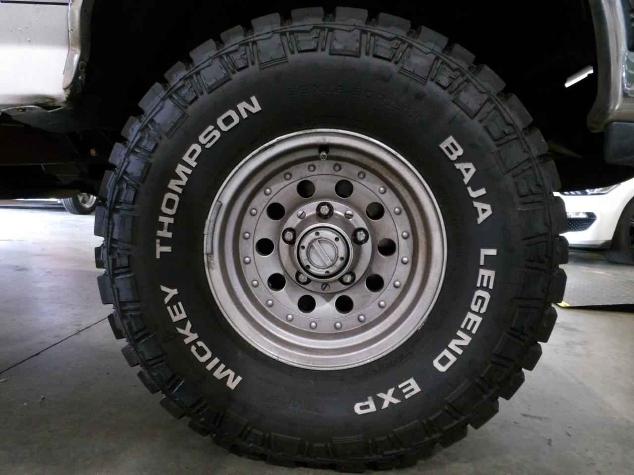 1992 Ford Bronco XLT 4X4