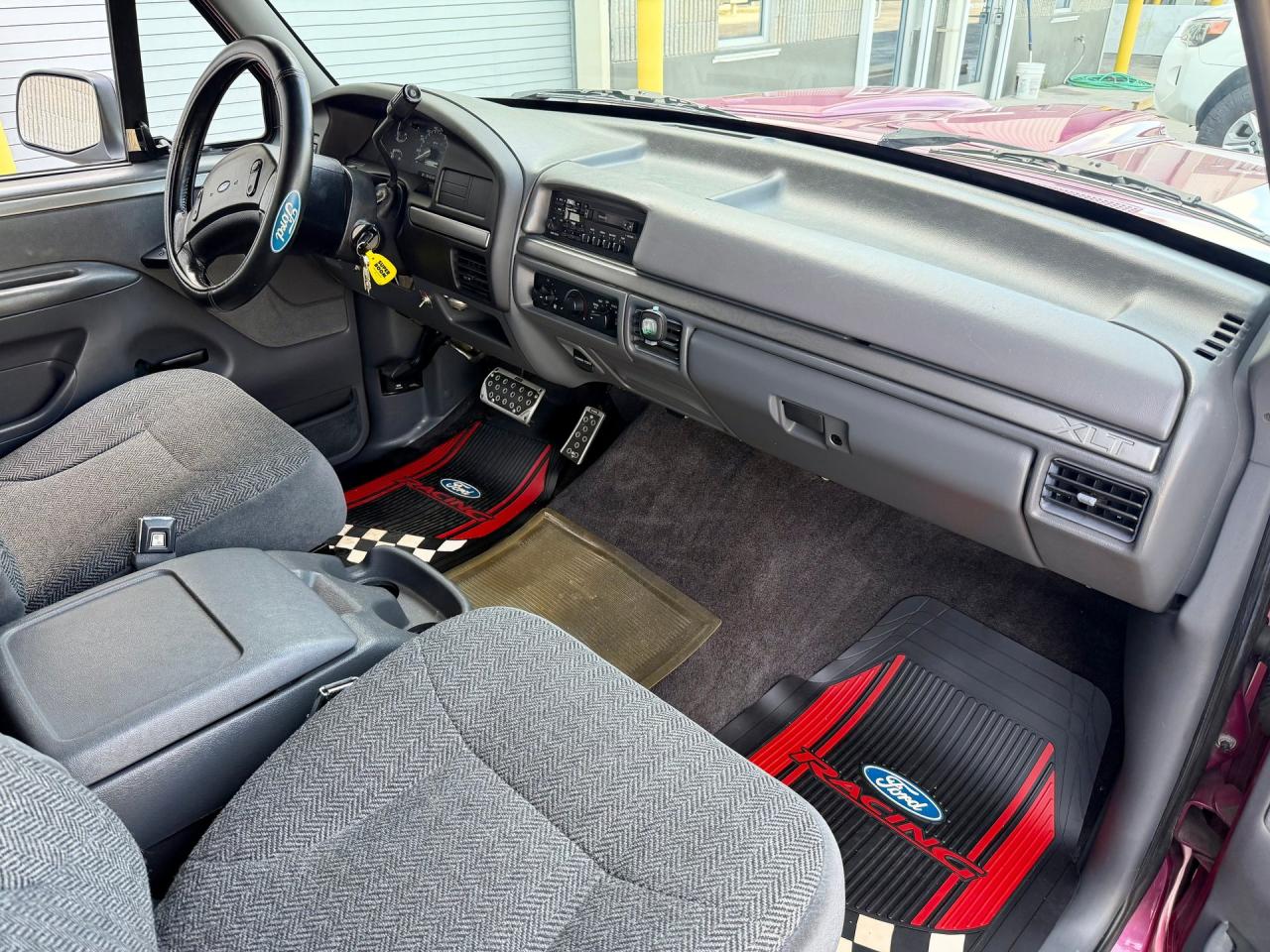 1993 Ford F-150 XLT SuperCab Flareside