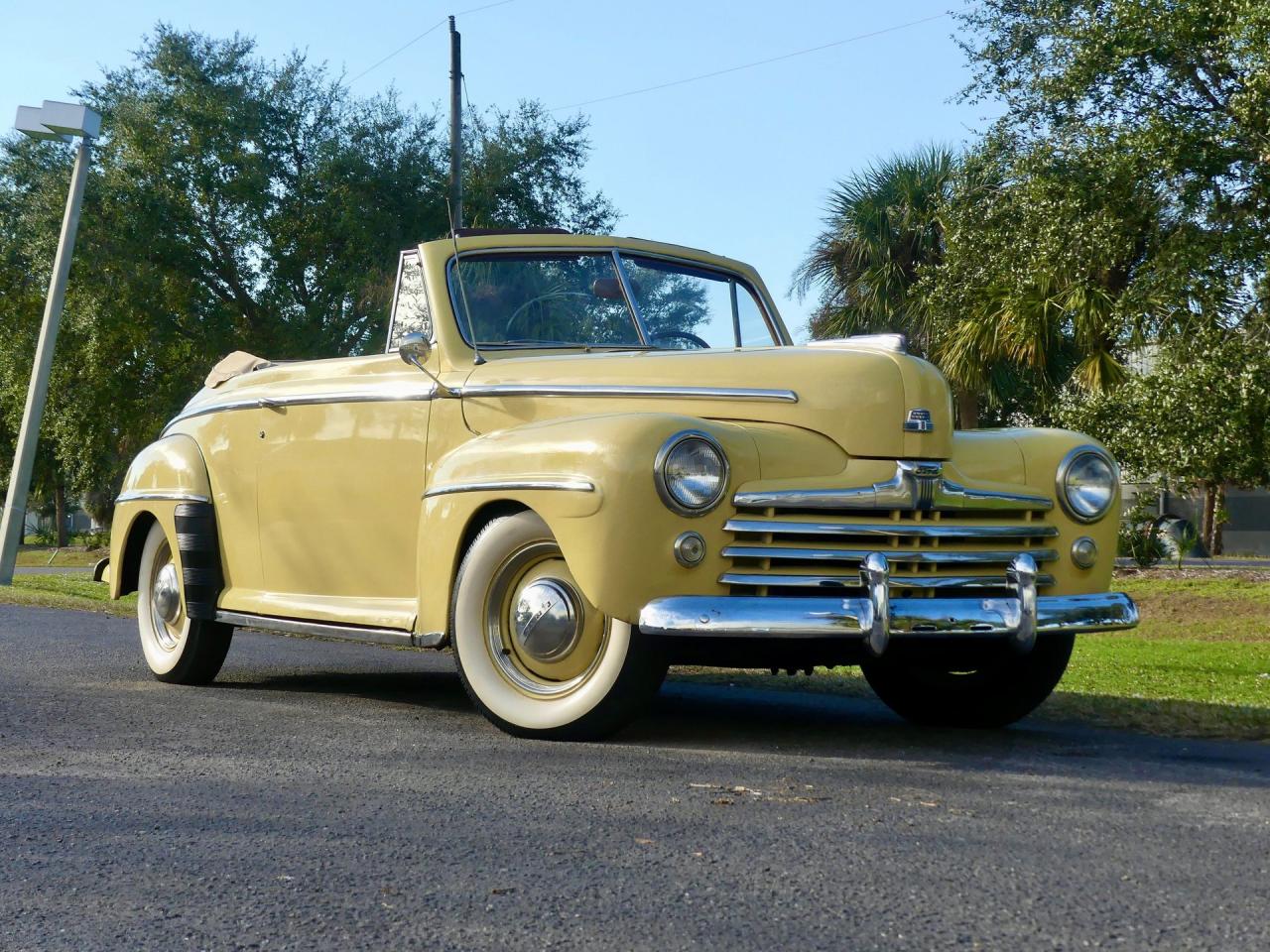 1948 Ford Super Deluxe Convertible