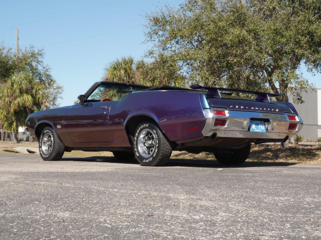 1971 Oldsmobile Cutlass Convertible